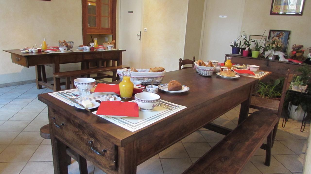 Auberge Les Volcans Murat  Exterior photo